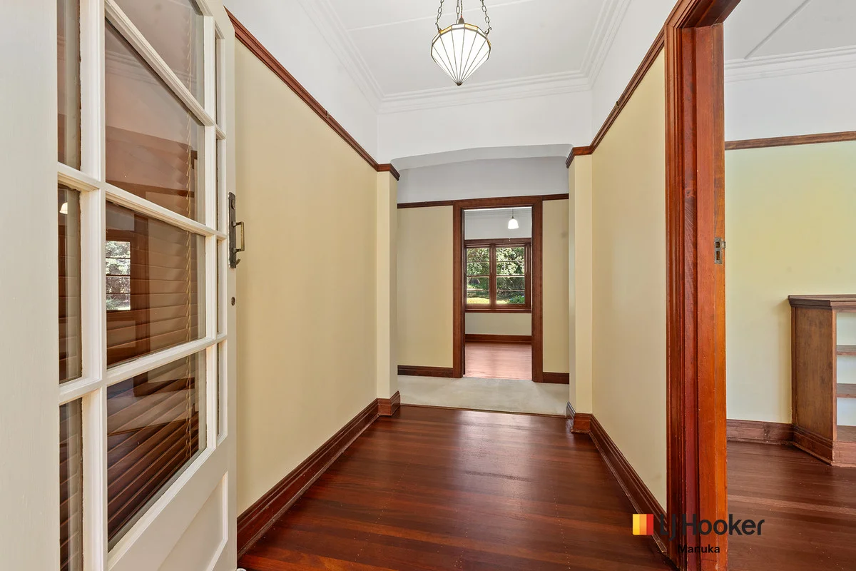 Photo of 70 Dominion Circuit, Deakin ACT 2600