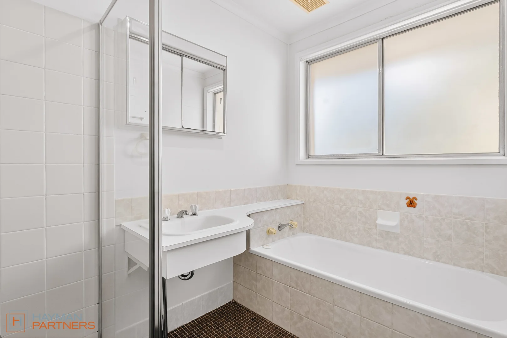 Photo of 38 Calder Crescent, Holder ACT 2611