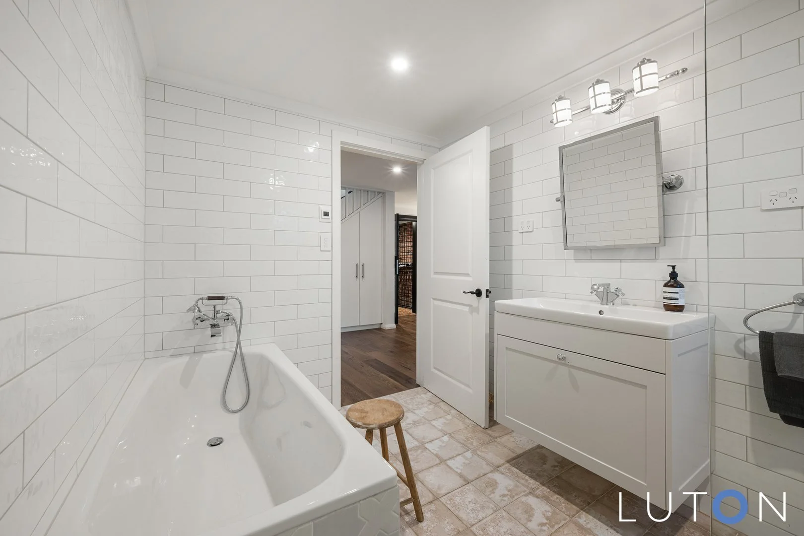 Photo of 27 Wilsmore Crescent, Chifley ACT 2606