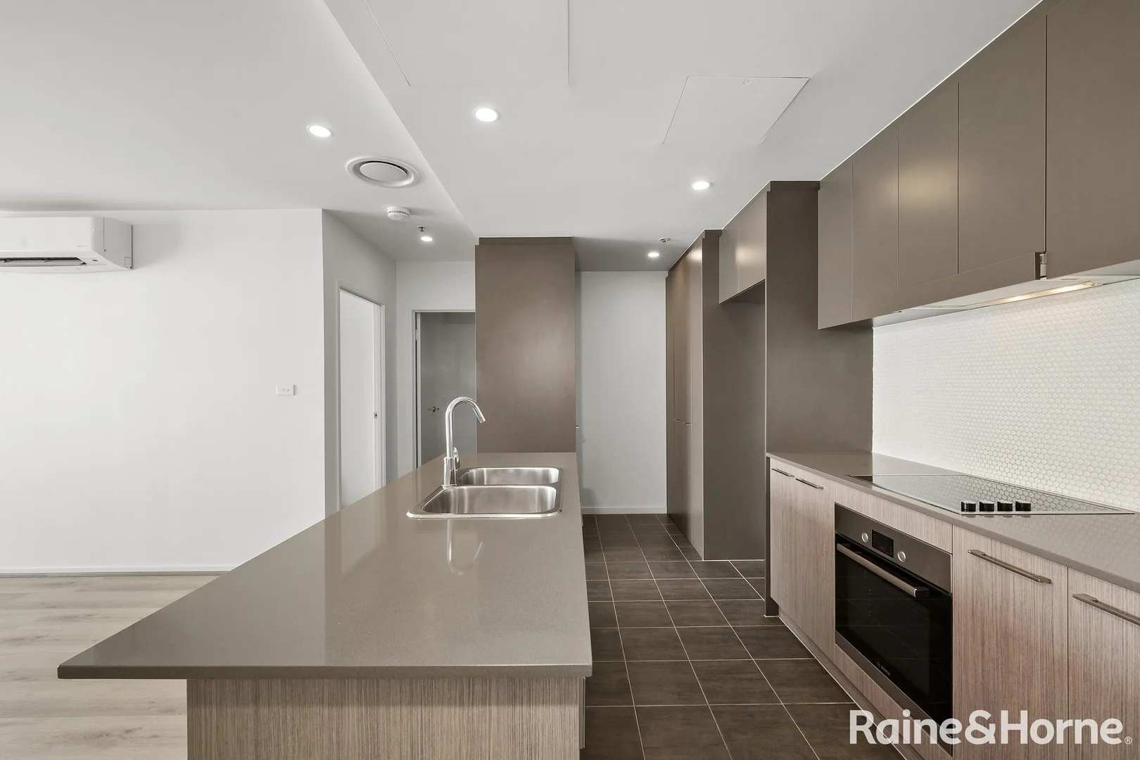 Photo of 195/7 Irving Street, Phillip ACT 2606