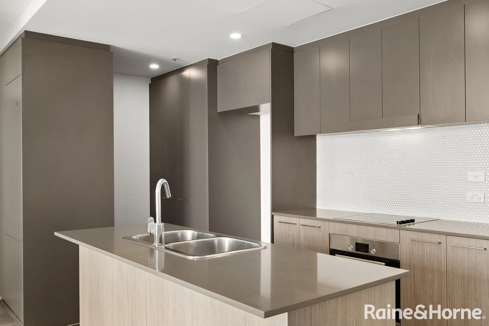 Photo of 195/7 Irving Street, Phillip ACT 2606