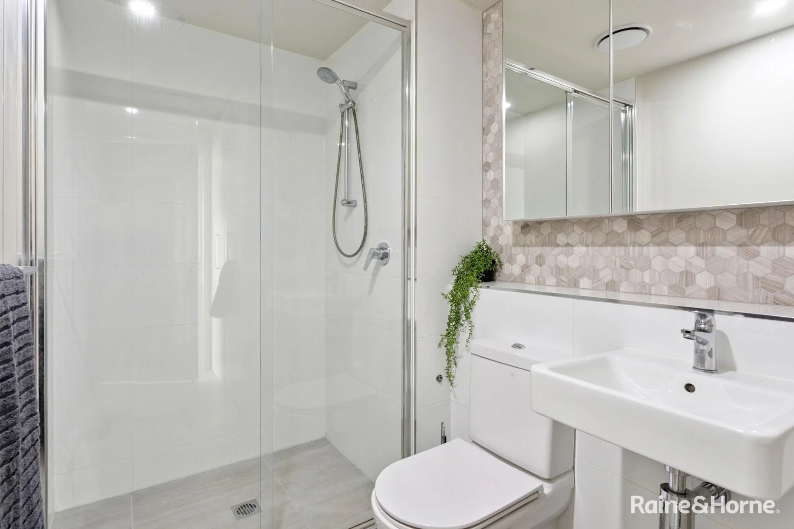 Photo of 236/325 Anketell Street, Greenway ACT 2900