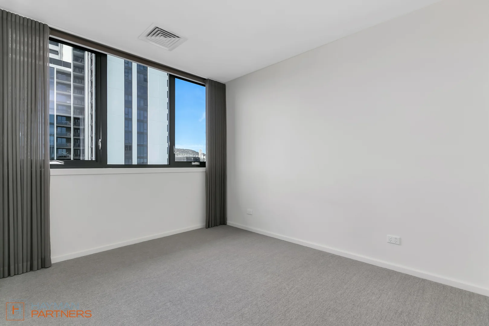 Photo of 811/45 Furzer Street, Phillip ACT 2606
