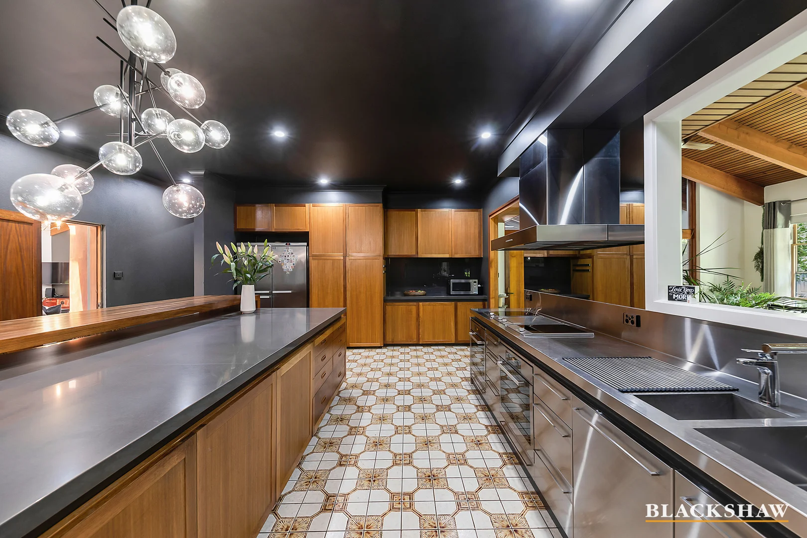Photo of 2 Mugga Way, Red Hill ACT 2603