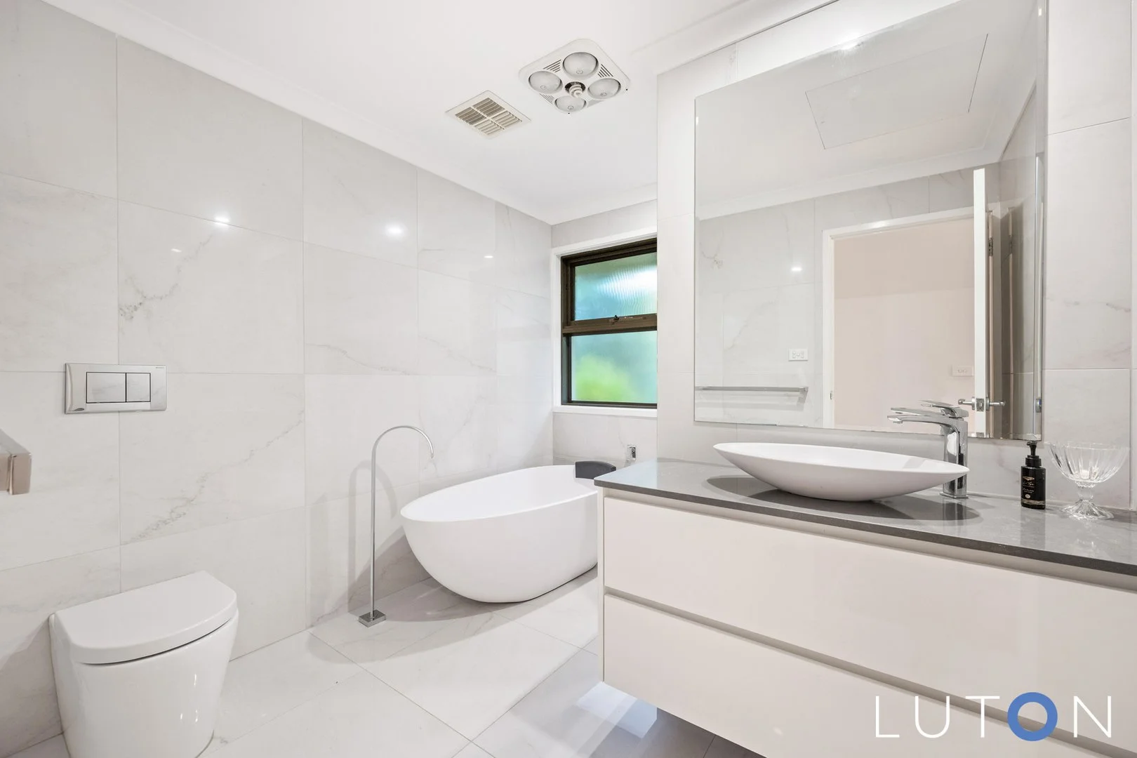 Photo of 3 Daplyn Close, Weston ACT 2611