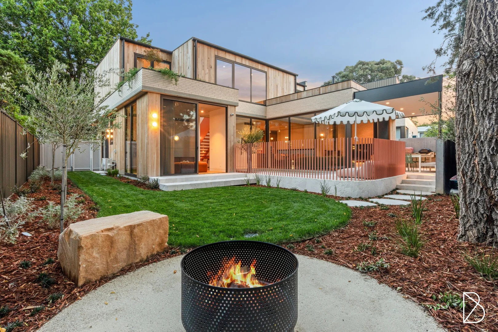 Photo of 49 Norman Street, Deakin ACT 2600