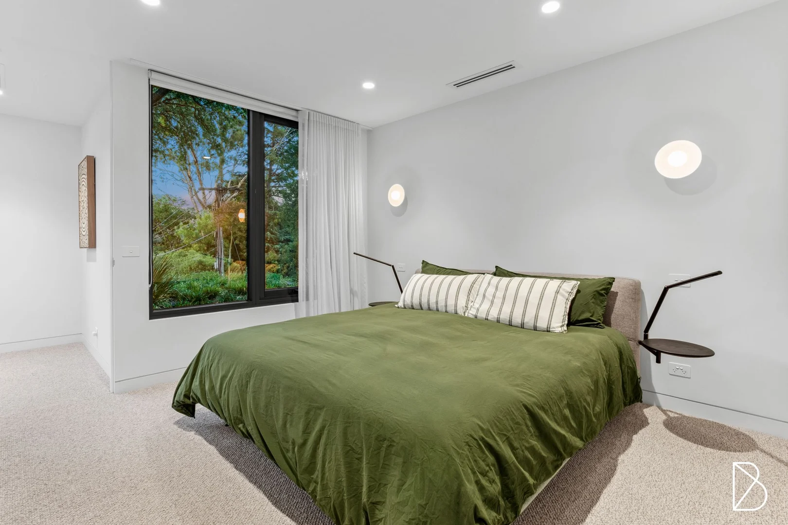 Photo of 49 Norman Street, Deakin ACT 2600
